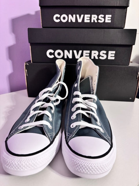 NWB Size 10.5 - Converse Chuck high-tops - True Nature green