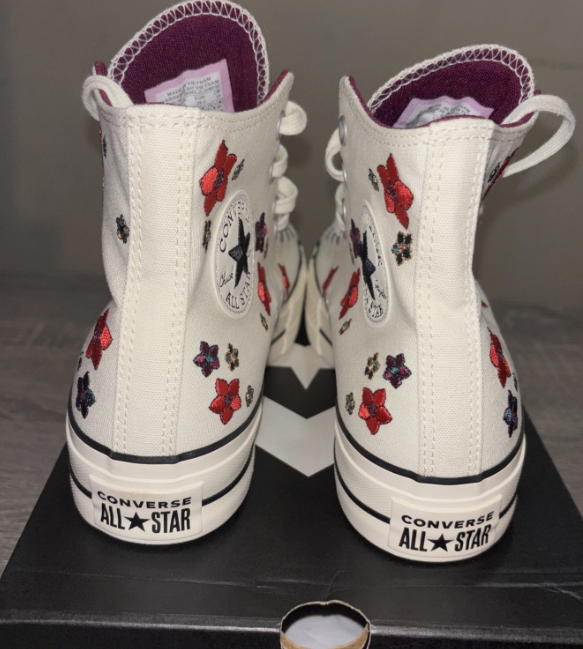 NWB Converse women's Egret/red/frozen Acai embordered flowers